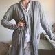 Długi Szary Kardigan Narzutka z Kieszeniami i Falbanką - Wygodny Homewear/Casual XL / 42 / 14·Bardzo dobry·Jessica