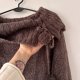 Brązowy sweter Pimkie z dużym kołnierzem i pomponami oversize ciepły miękki L / 40 / 12·Bardzo dobry·Pimkie