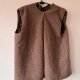 Brązowa ocieplana kamizelka na zatrzask, miękka tkanina, minimalistyczny krój, klasyczny fason 6XL / 52 / 24·Bardzo dobry