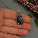 Wisiorek z labradorytem, wire wrapping, stal chirurgiczna, labradoryt wisior