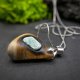 Wisiorek "amazonit i wiąz –naturalna głębia drewna i magiczny kolor kamienia, biżuteria z drewna; Wood Pendant, Wooden Jewellery