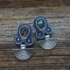 Granatowe kolczyki z muszlą paua