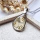 Naszyjnik z żywicy łezka srebrny kwiaty białej gipsówki