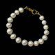 Ponadczasowa bransoletka z pereł ze złoconym wykończeniem c1325