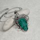 Totem I srebrny naszyjnik z malachitem
