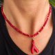 naszyjnik z czerwonych jadeitów i zawieszki z korala
