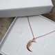 KSIĘŻYC- naszyjnik różowe złoto 18K