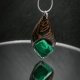 Naszyjnik "wenge i malachit" – drewno wenge, Wood Pendant, biżuteria z drewna, minerał, kamień, dla niej, dla kobiety, dla babci