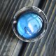 Okazały turkusowy regulowany witrażowy pierścionek ze szkła