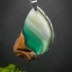 Wisiorek "agat zielony i brzoza" –z drewna ,amulet zamknięty w kawałku drewna, Wooden Jewelry, Wood Pendant, biżuteria handmade,prezent