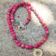 FUKSJOWE KORALE - naszyjnik | amulet | Ręcznie robiony naszyjnik w Pracowni DomilkowyDomek