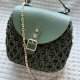Torebka kuferek na łańcuszku - zielony