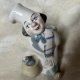 Zabawna ciekawa i niespotykana figurka porcelanowa