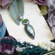 Miedziany posrebrzany wisiorek z labradorytem i peridotem - lunula #692