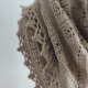 Chusta na drutach, ażur, beż.