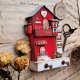 Czerwony domek wieszak na klucze i drobiazgi