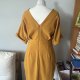Asos elegancka musztardowa sukienka Avant Garde Old money
