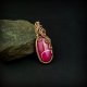 Wisiorek z różowym agatem wire wrapping