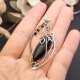 Srebrny wisiorek z czarnym onyksem – elegancka biżuteria handmade, unikatowy design