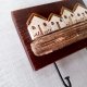 Mały wieszak z domkami ceramicznymi