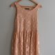 Pudrowa Koronkowa sukienka na lato