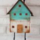Drewniany wieszak " Domek " w  stylu rustykalnym