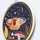 Magiczna ćma na nocnym niebie - granatowy, haft w tamborku 20 cm