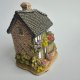 Lilliput Lane Collectable - Handmade - Little Something ❤ Plastyczna kolekcjonerska i numerowana figurka.