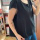 Czarna bluzka Avenue koronkowe wykończenie basic plus size Avenue Rozmiar 8XL / 56 / 28