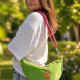 Welurowa torebka crossbody Zielone Jabłuszko