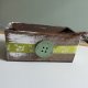 Drewniana skrzynka rustykalna shabby chic Happy Garden osłonka na kwiaty organizer