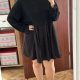 Czarna sukienka oversize Choover rozkloszowana minimalistyczna long sleeve casual Choover Rozmiar 6XL / 52 / 24