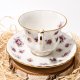 Royal Albert "Sweet Violets" – filiżanka do herbaty z kostnej porcelany