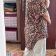 Khaki bluzka w różowe kwiaty EVRI Plus Size oversize z dekoltem V 9XL / 58 / 30·Bardzo dobry