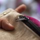 Nerka welurowa beżowo-różowa – ręcznie szyta | Unikat z małej łódzkiej pracowni