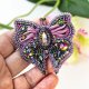 Broszka fioletowy motyl haft koralikowy z shibori