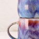 Lawendowy kubek ceramiczny z uchem, rękodzieło, kamionka, sygnatura