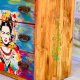 Artystyczna komoda z motywem Fridy Kahlo – kolorowy klimat, do salonu lub sypialni