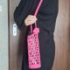 Intensywnie RÓŻOWE szydełkowe NOSIDEŁKO na butelkę - handmade z kwiatuszkiem