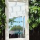 Lustro drewniane 60 × 110 cm – kremowe, styl prowansalski