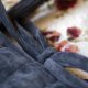 Duża pikowana shopperka z weluru – pojemna torba na ramię handmade