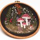 Jesienne muchomory,haft w oprawie ok 20 cm średnicy