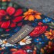 Patchworkowa kosmetyczka podróżna z kwiatami z weluru – unikat | Raspberi