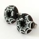 Kolczyki sztyfty donut z pająkiem i pajęczyną na Halloween