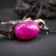 Wisiorek z naturalnego drewna wiąz i różowy agat – rękodzieło z duszą - prezent dla kobiety dla niej Unique Jewelry Design; Luxury Wooden