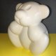 Kultowa biała figurka niedźwiedzia z ceramiki Royal Boch (20 cm) - stan idealny
