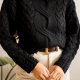 Ciemny sweter S