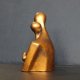 Rzeźba Para Zakochanych miodowe złoto wys. 11,8 cm