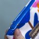 Etui na klucze z jasnego weluru – minimalistyczne kwiaty | Handmade