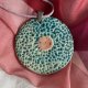 Naszyjnik z ceramicznym wisiorem, ceramiczna biżuteria